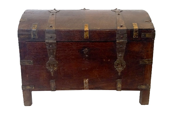 accents_primary_rosewood_chest.jpg